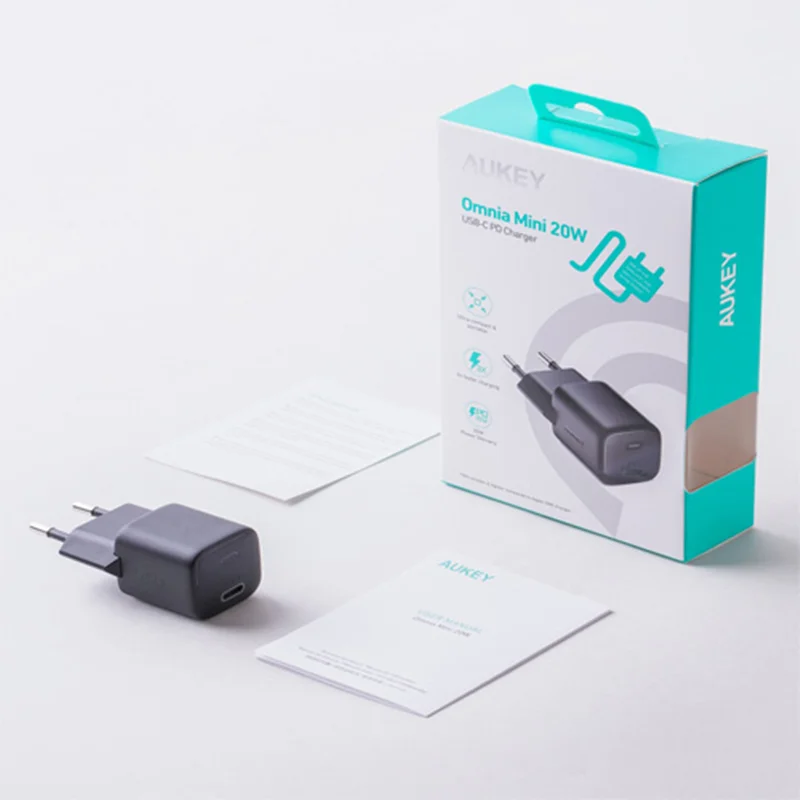 شارژر دیواری آکی مدل AUKEY PA-B1